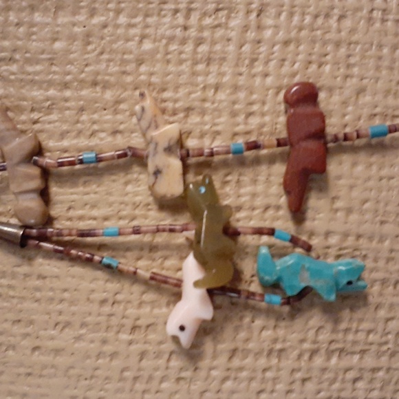 Sale! Vintage southwest style, handcrafted fetish necklace and earrings set! - Picture 4 of 4